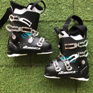 2024 Women's Nordica The Cruise S Ski Boots - Mondo 24 & 24.5 | 285mm (Used)