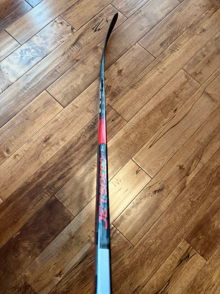 Junior CCM Jetspeed FT7 Pro Left Hand Hockey Stick P88 (New)