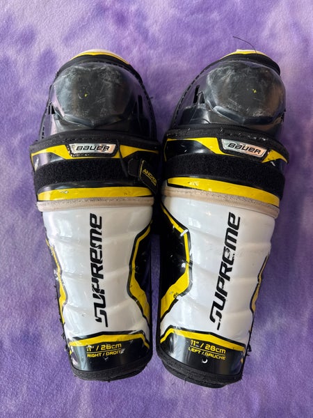 Junior Bauer Ignite Pro Shin Pads 11" (Used)