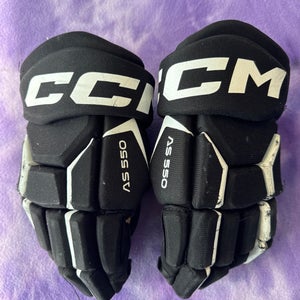 Black Senior CCM Tacks AS 550 Gloves 14" (Used)