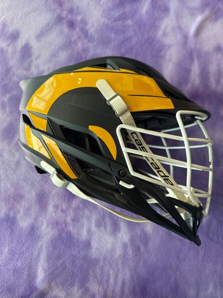 Black Adult Cascade S Helmet (Used)