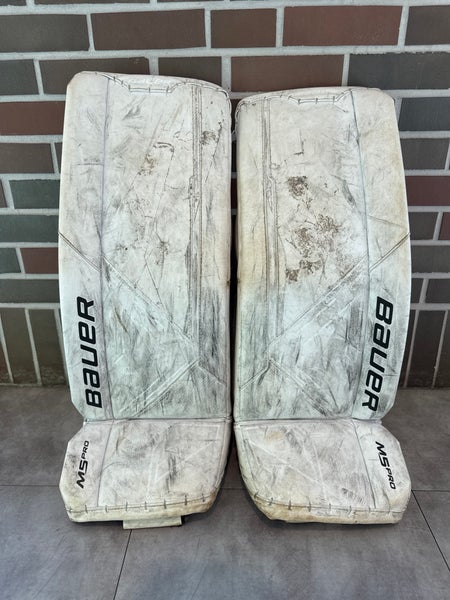 White Small Intermediate Bauer Supreme M5 Pro Goalie Leg Pads (Used)