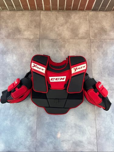 Youth Large/Extra Large CCM YT flex Goalie Chest Protector (Used)