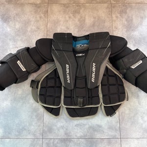 Junior Large/Extra Large Bauer GSX Goalie Chest Protector (Used)