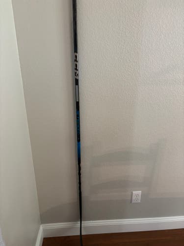 Senior CCM Jetspeed FT7 Pro Right Handed Hockey Stick P29 (New)