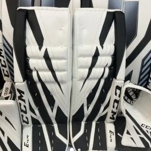 (Used) 34" 2020 CCM Extreme flex 4.9 Regular Goalie Full Set  (Used)