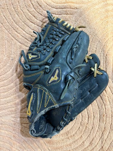 Black Mizuno MVP Prime RH Baseball Glove 11.5" (Used)