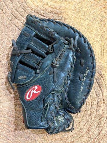 Black Rawlings Highlight Series RH First Base Baseball Glove 11.5" (Used)