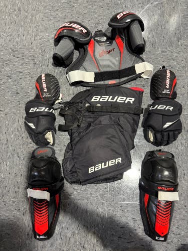 Youth Bauer Lil’Sport Starter Kit (Chest, Elbows, Gloves, Pants, Shins) (Used)