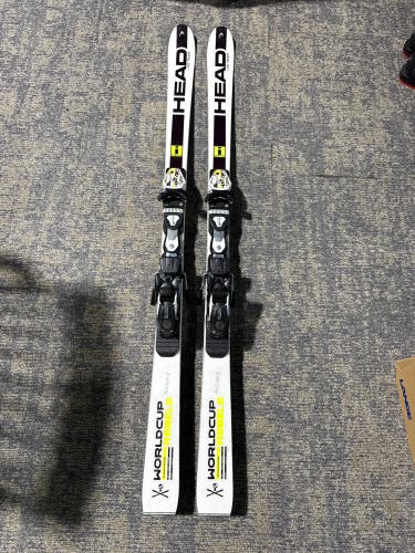 HEAD World Cup Rebels i.GS Team 151 cm Racing Skis With FreeFlex Pro 11 Bindings (Used)