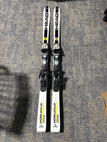 HEAD World Cup Rebels i.GS Team 151 cm Racing Skis With FreeFlex Pro 11 Bindings (Used)