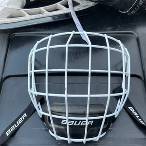 Medium Bauer Full Cage (Used)