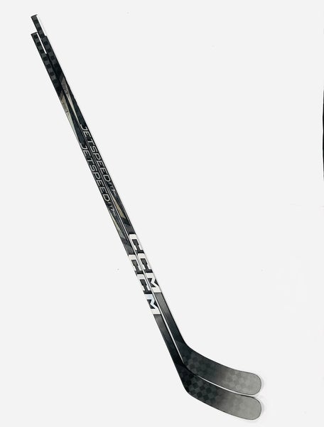 New 2 pack CCM Tacks AS-VI Pro (chrome Jetspeed FT7 Pro) Pro Stock - LH, P90M, 85 Flex