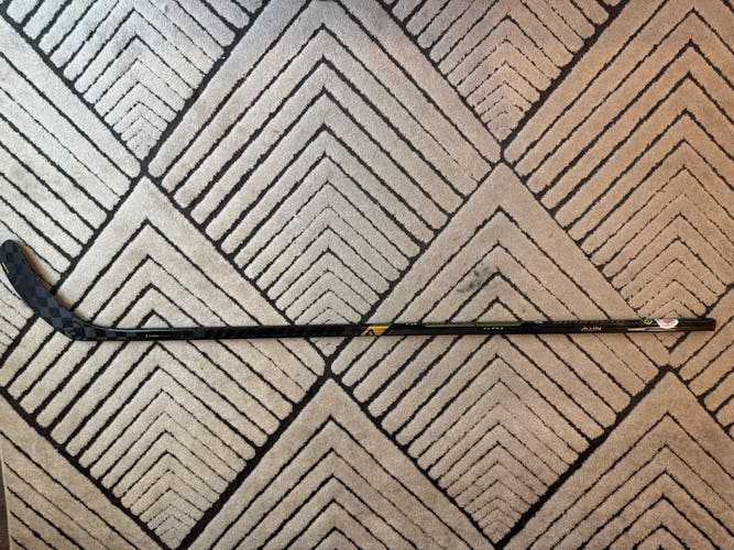 Intermediate Warrior Alpha LX3 Pro Left Hand Hockey Stick W03 (New)