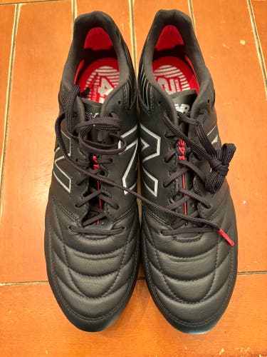 Black Men's Size M 11.5 (W 12.5) New Balance 442 Cleats (New)