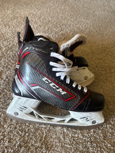 Size 6D CCM JetSpeed FT360 Hockey Skates Regular Width