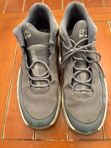 Men's Size M 11.5 (W 12.5) Air Jordan Shoes (Used)