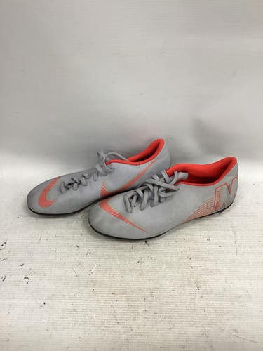 Used Nike Soccer Cleats Grey Senior 8.5 11851-S000039231