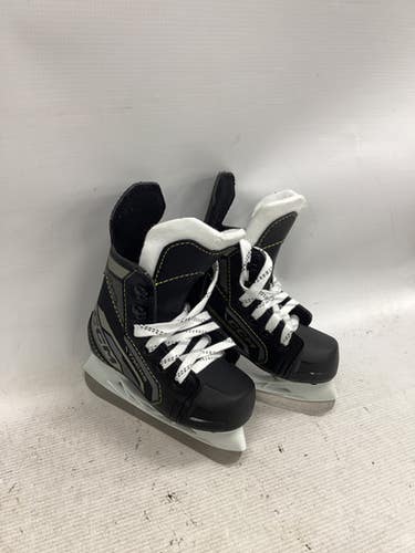 Used CCM TACKS AS 550 Youth Hockey Skate Youth 11.0 11851-S000039227