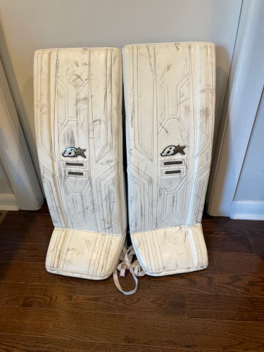 30" 2023 Brian's Optik X3 Goalie Leg Pads (Used)
