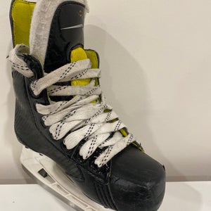 Bauer Supreme S27 Hockey Skates Regular Width Size 1 (Used)