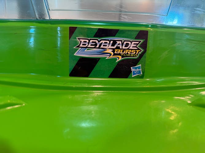 (Used) BeyBlade Burst Turbo stadium.