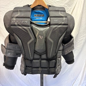 Medium 2023 Bauer Elite Goalie Chest Protector (Used)