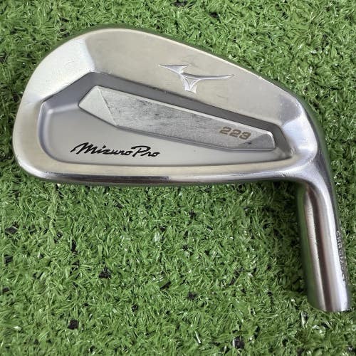 Mizuno Pro 223 Forged 6 Iron Club Head Right Handed