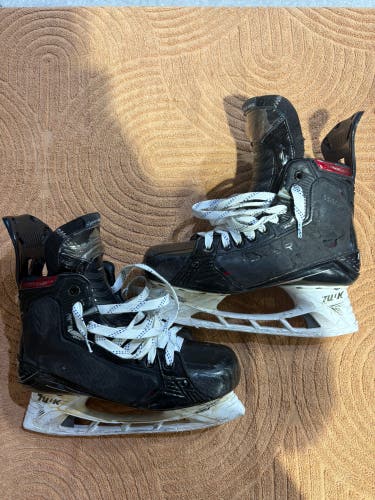 Senior Bauer Supreme Mach Hockey Skates Pro Stock 8.5 (Used)