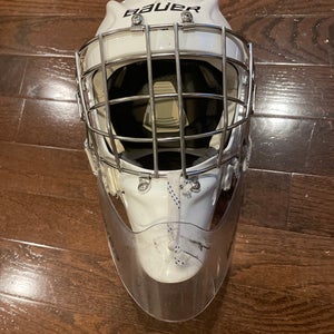 Senior 2022 Small Bauer 960 Goalie Mask (Used)
