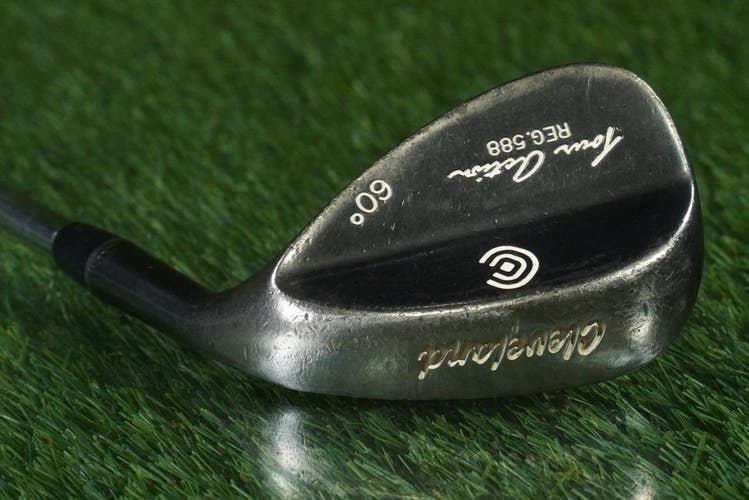 CLEVELAND TOUR ACTION REG. 588 60 WEDGE LOB WEDGE DYNAMIC GOLD S300 STIFF RH