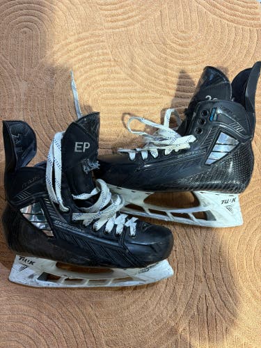 True Pro Custom Hockey Skates Pro Stock 8 (Used)