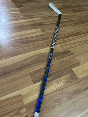 Junior Sher-Wood Code tmp Pro Left Hand Hockey Stick P28 Pro Stock (Used)