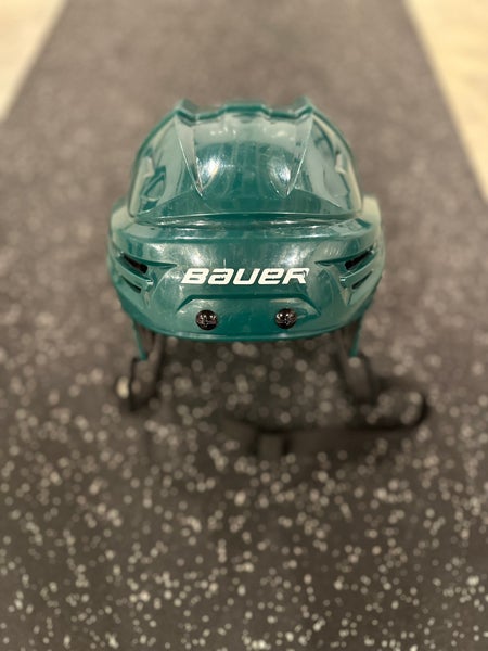 Wild Small Bauer Re-Akt Helmet