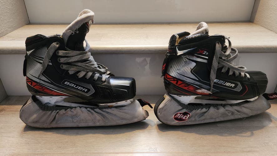 Bauer Vapor X2.9 Hockey Goalie Skates D Width, size 7.5 (Used)
