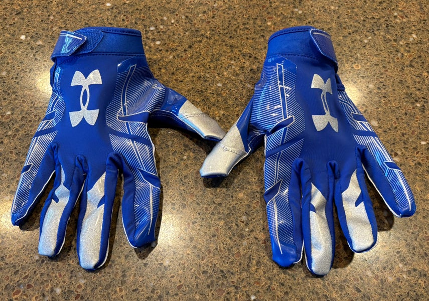 Blue Adult XL Under Armour F8 Gloves (Used)