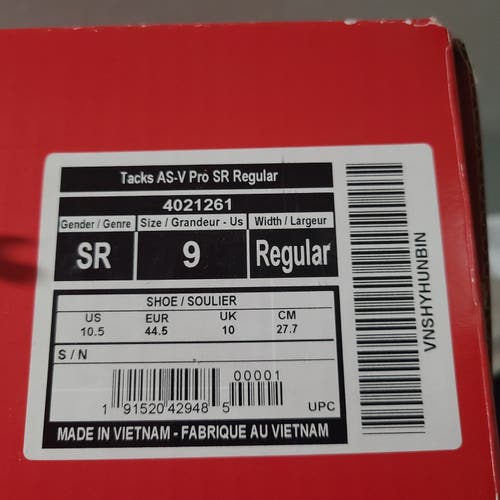 2023 CCM AS-V Pro Hockey Skates Regular Width 9 (Used)