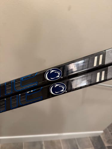 2 Pack - Rare Penn State Hockey Bauer Supreme 2S Pro RH Hockey Stick P28 Pro Stock (Used)