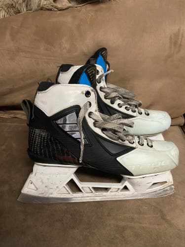 True Custom Pro Hockey Goalie Skates Regular Width Pro Stock 10.5 (Used)
