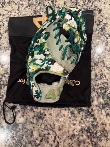 2024 44 Pro RH First Base Baseball Glove 13" (Used)