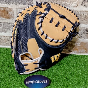 Wilson A2000 1734 34” Catchers Mitt RHT NWT, made in Japan