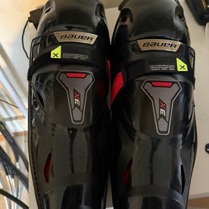 Senior Bauer Vapor 3X 15" Shin Pads (New)