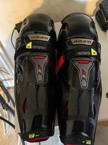 Senior Bauer Vapor 3X 15" Shin Pads (New)