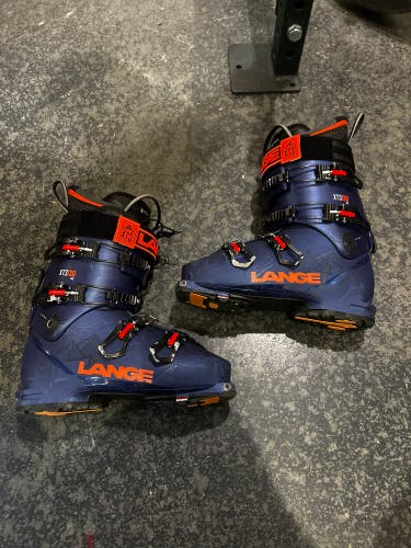 Mondo 27 & 27.5 Men's Lange xt3 Alpine Touring Ski Boots (Used)