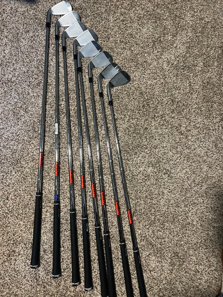 Men's Mizuno JPX 923 Forged Right Handed Iron Set Stiff Flex Steel Shaft (New)