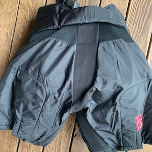 Junior Small Mckenney Hockey Goalie Pants (Used)