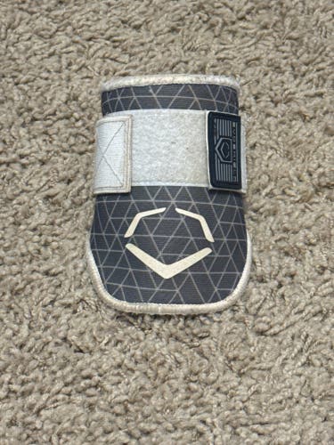 Grey evosheild elbow guard ADULT