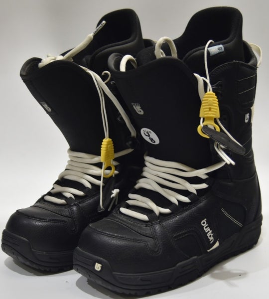 BURTON COCO SNOWBOARD BOOTS WOMEN SIZE 8