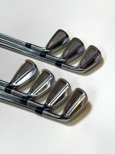 Mizuno MP-18 MMC Iron Set 4-PW w/Stiff Shafts