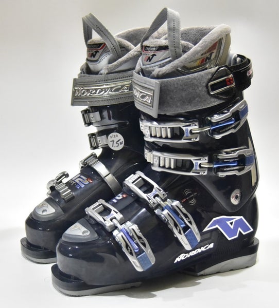NORDICA GTS 12 SKI BOOTS WOMEN SIZE 24.5/ 7.5